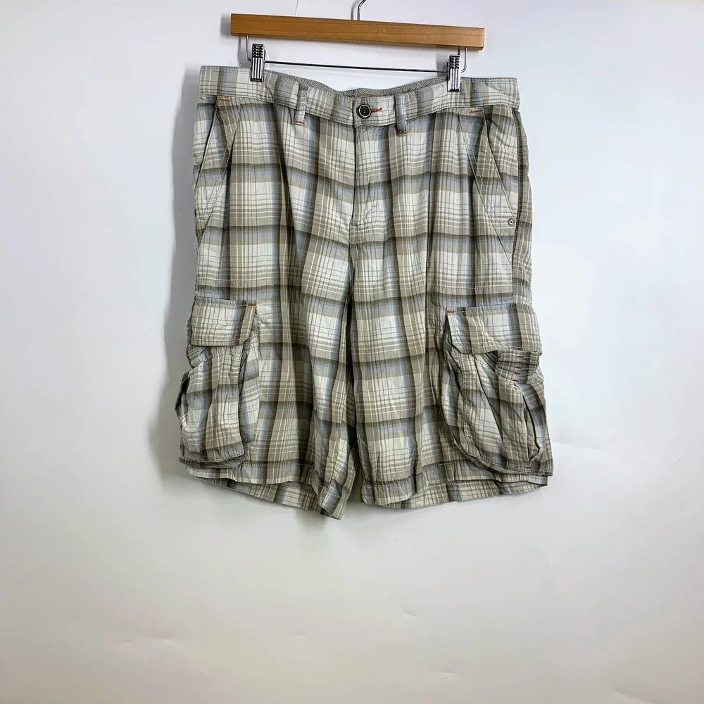 Tommy Bahama Men's Plaid Cargo Shorts Casual Outdoor Summer Size 34